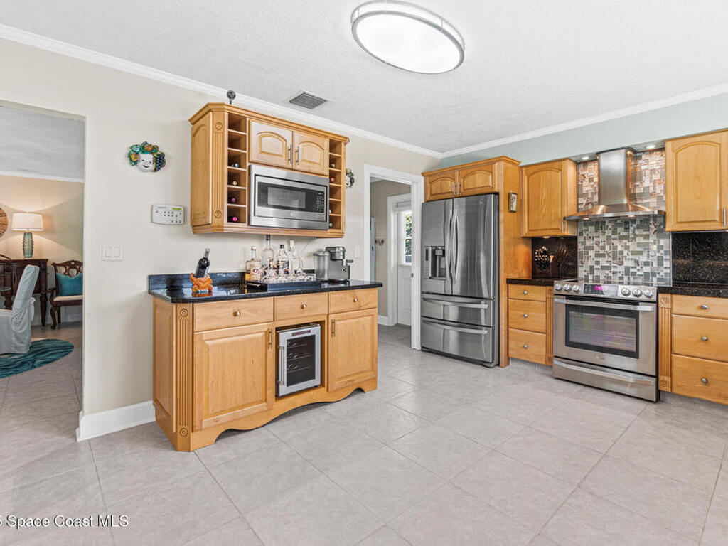 190 Harwood Avenue, Satellite Beach, FL 32937