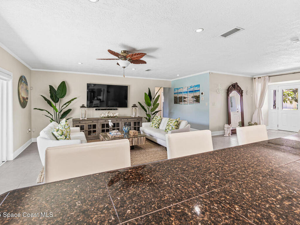 190 Harwood Avenue, Satellite Beach, FL 32937