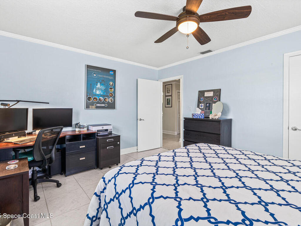 190 Harwood Avenue, Satellite Beach, FL 32937