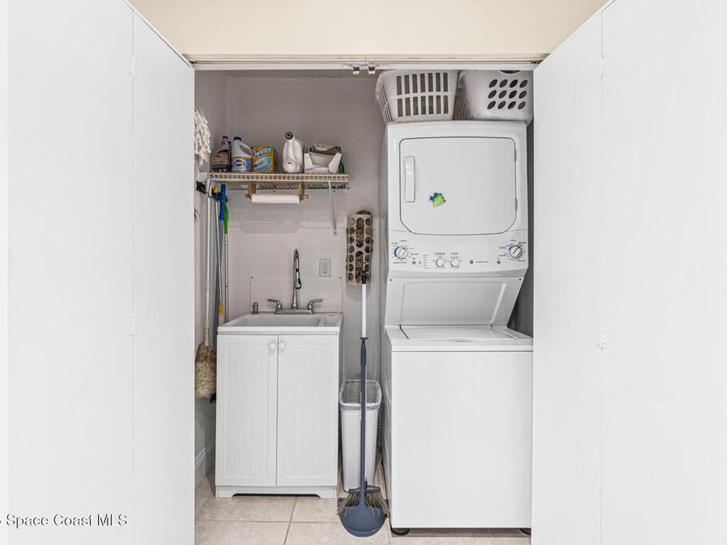 190 Harwood Avenue, Satellite Beach, FL 32937