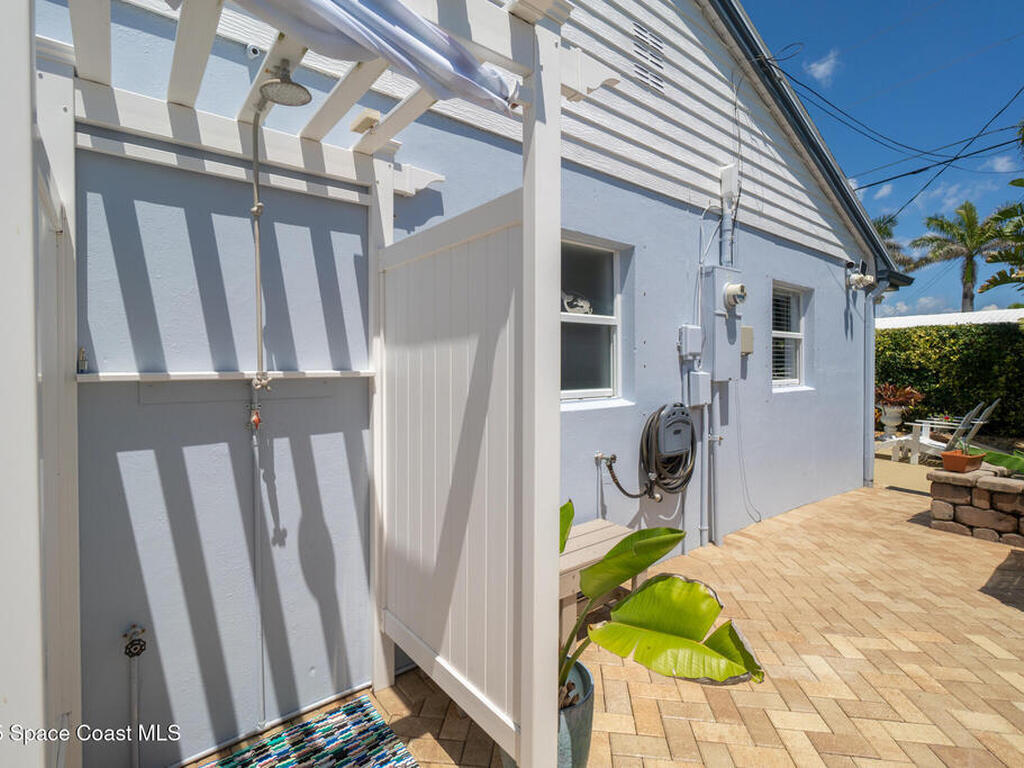190 Harwood Avenue, Satellite Beach, FL 32937