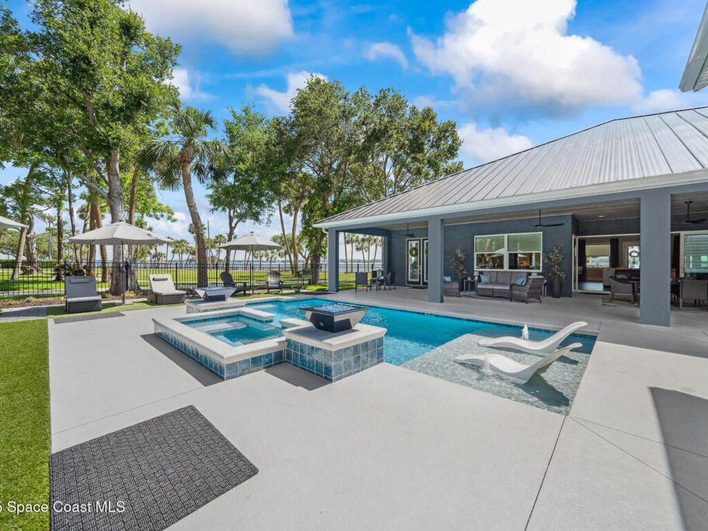 1825 Rockledge Drive, Rockledge, FL 32955