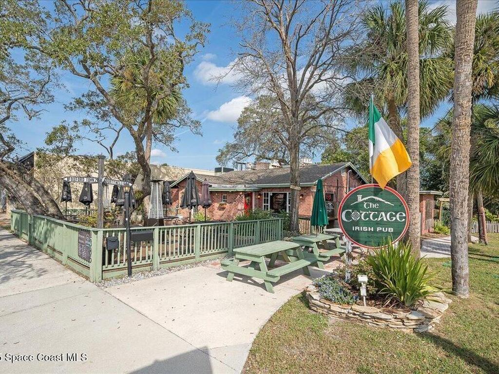 1360 Windchime Lane, Melbourne, FL 32935