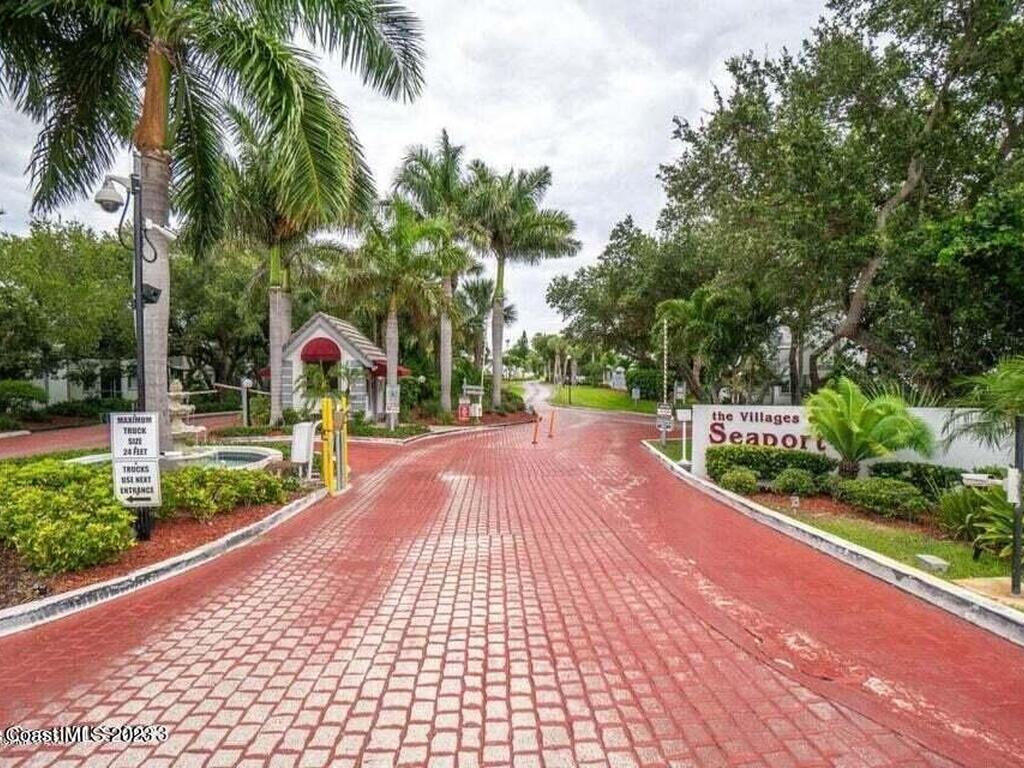 313 Seaport Boulevard, Cape Canaveral, FL 32920
