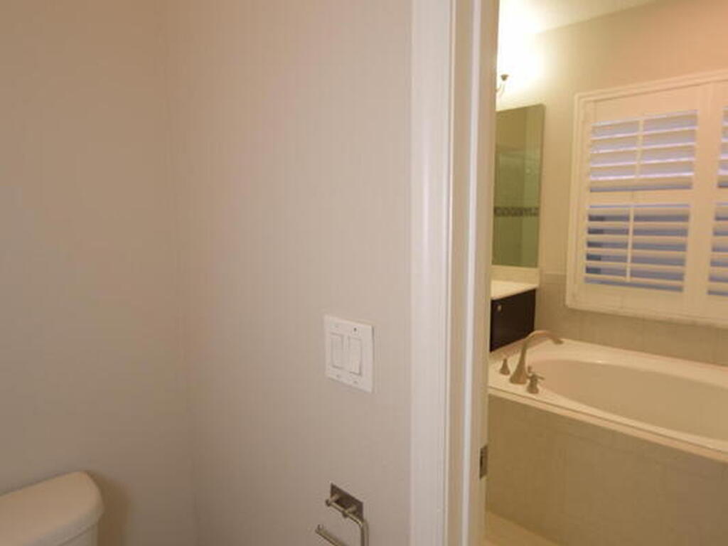 2912 J Cobber Court, Melbourne, FL 32904
