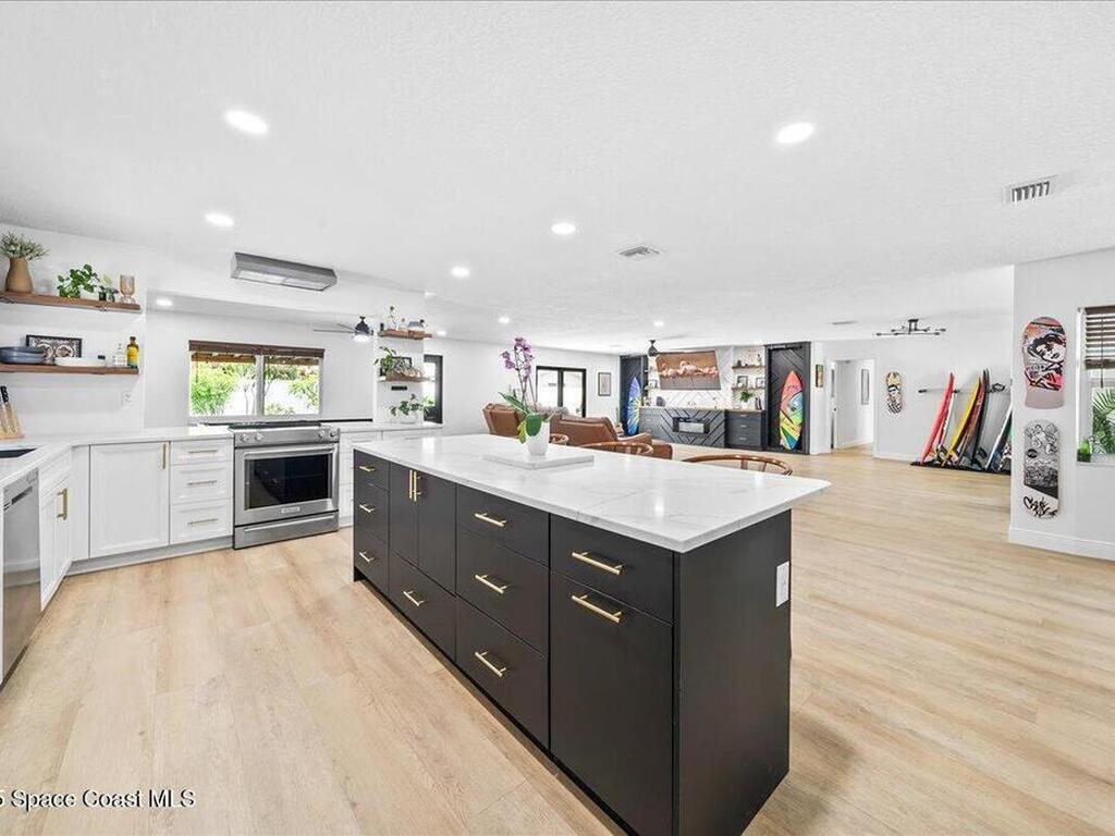 590 Sherwood Avenue, Satellite Beach, FL 32937