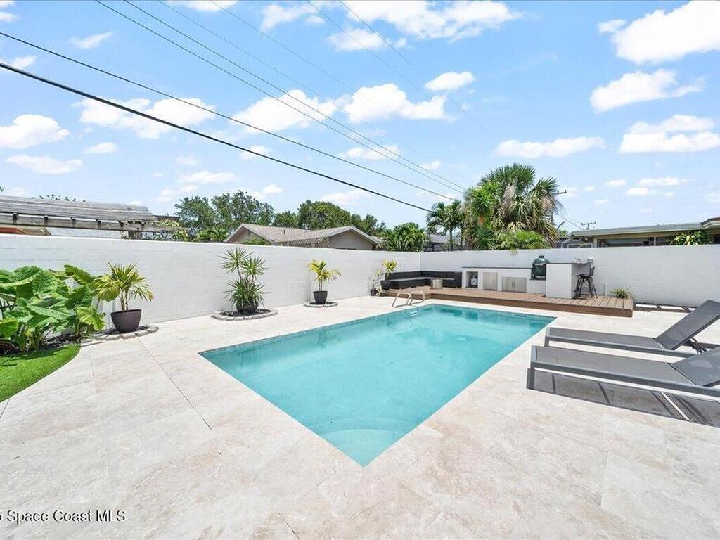 590 Sherwood Avenue, Satellite Beach, FL 32937