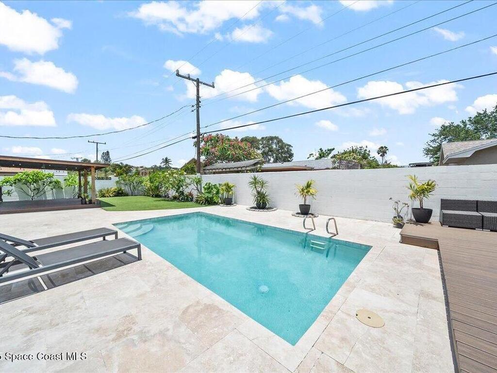 590 Sherwood Avenue, Satellite Beach, FL 32937
