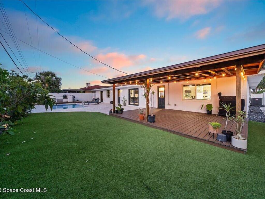 590 Sherwood Avenue, Satellite Beach, FL 32937