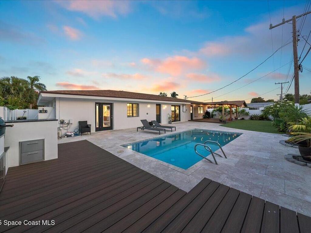 590 Sherwood Avenue, Satellite Beach, FL 32937