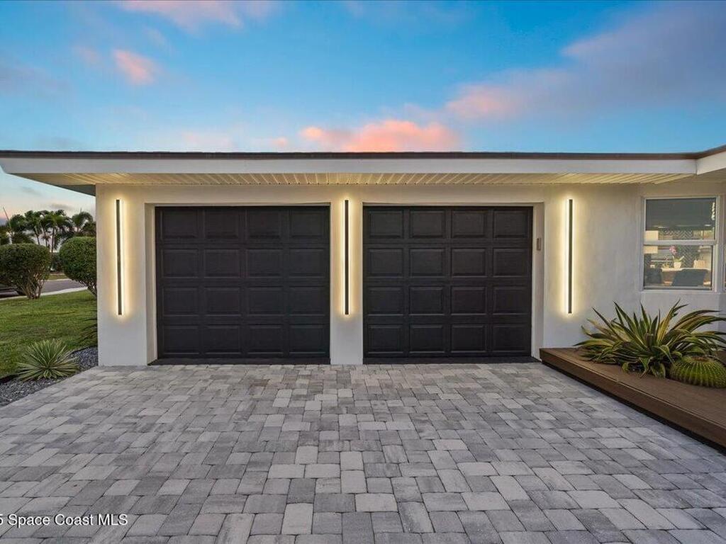 590 Sherwood Avenue, Satellite Beach, FL 32937