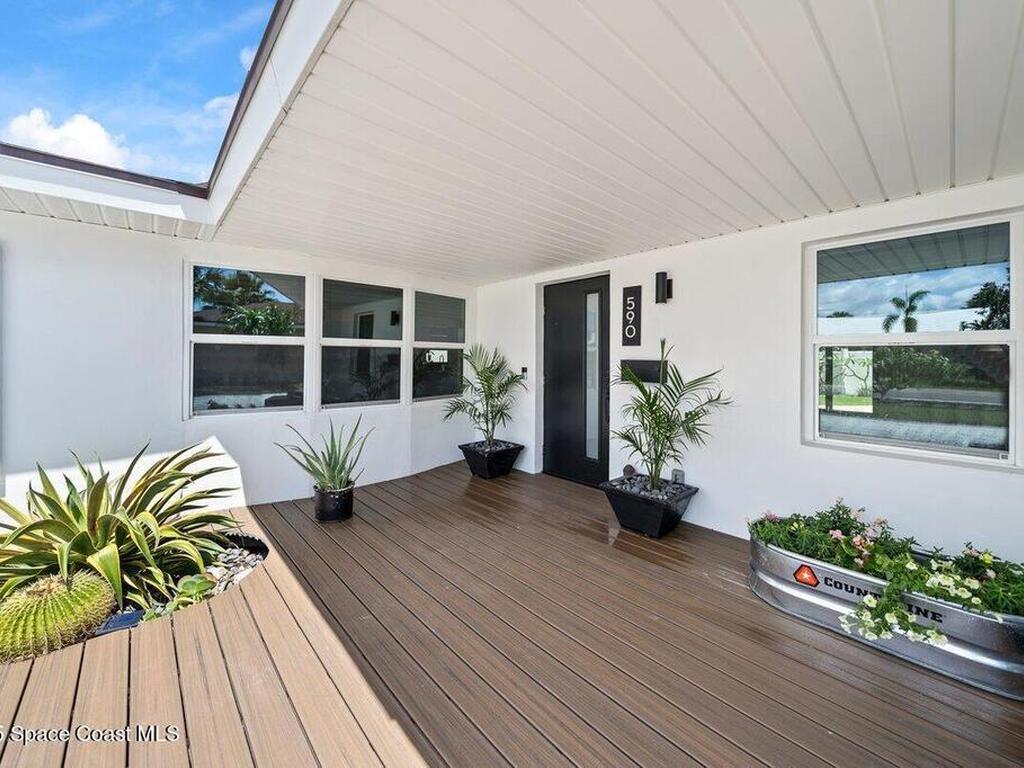 590 Sherwood Avenue, Satellite Beach, FL 32937