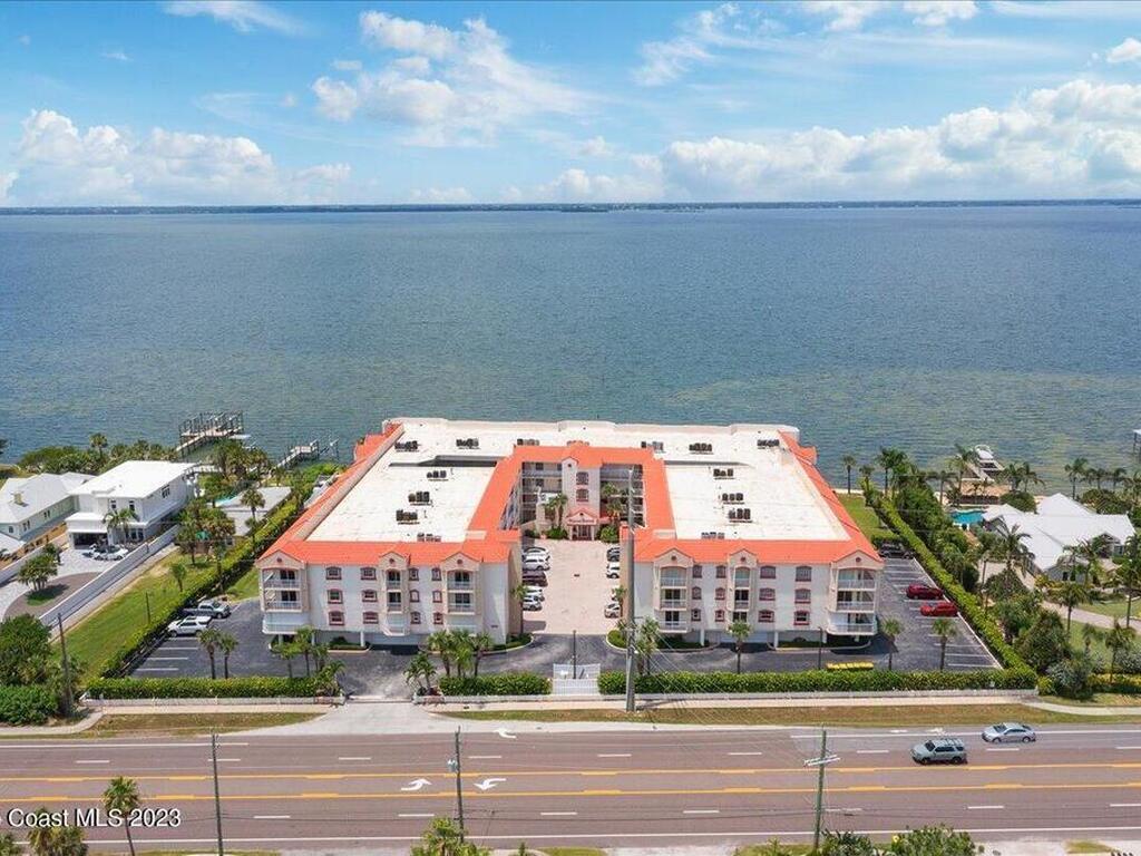 3360 S Atlantic Avenue, Cocoa Beach, FL 32931