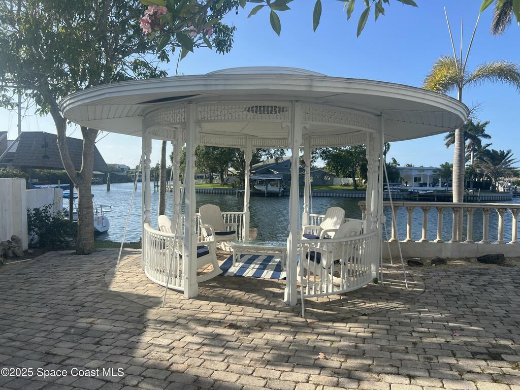 345 S Point Court, Satellite Beach, FL 32937