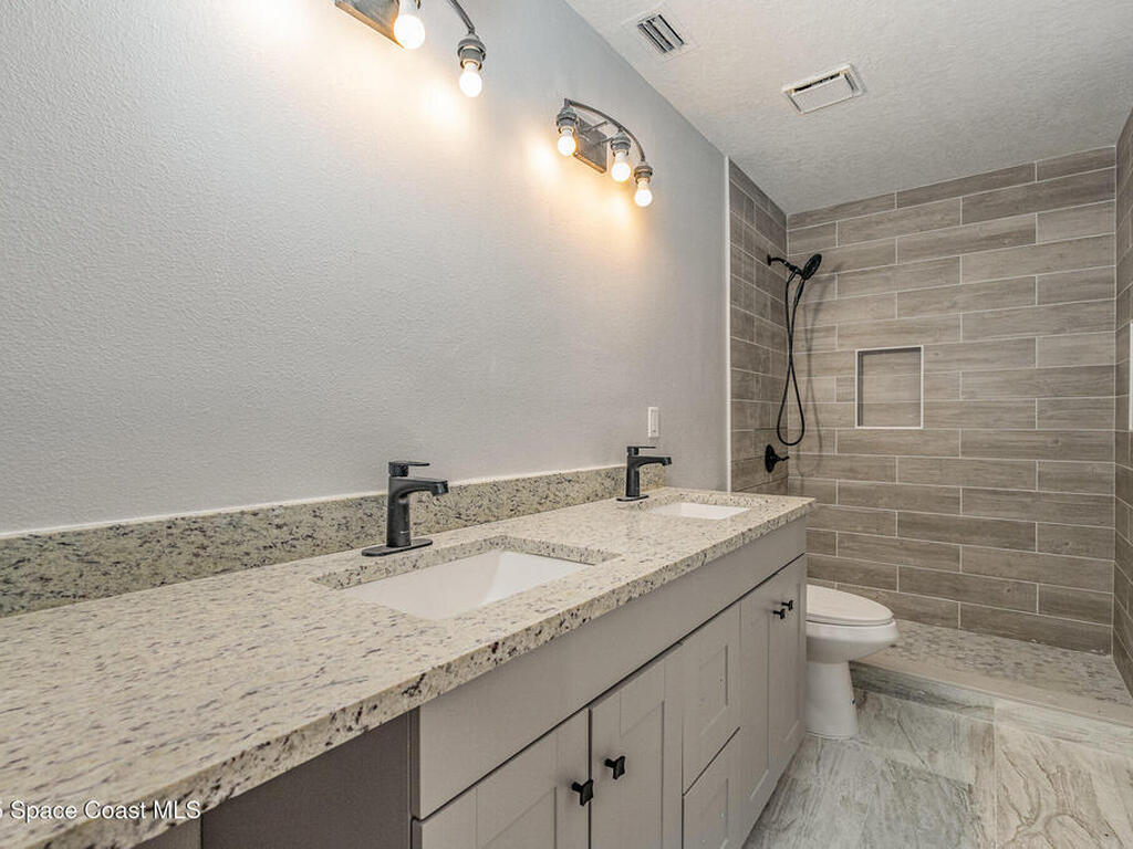 1854 Timbers West Boulevard, Rockledge, FL 32955
