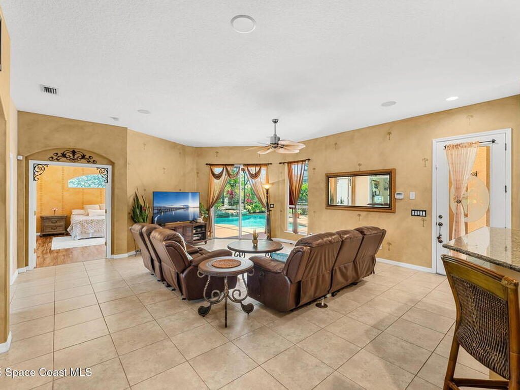 373 Peaceful Place, Melbourne, FL 32904