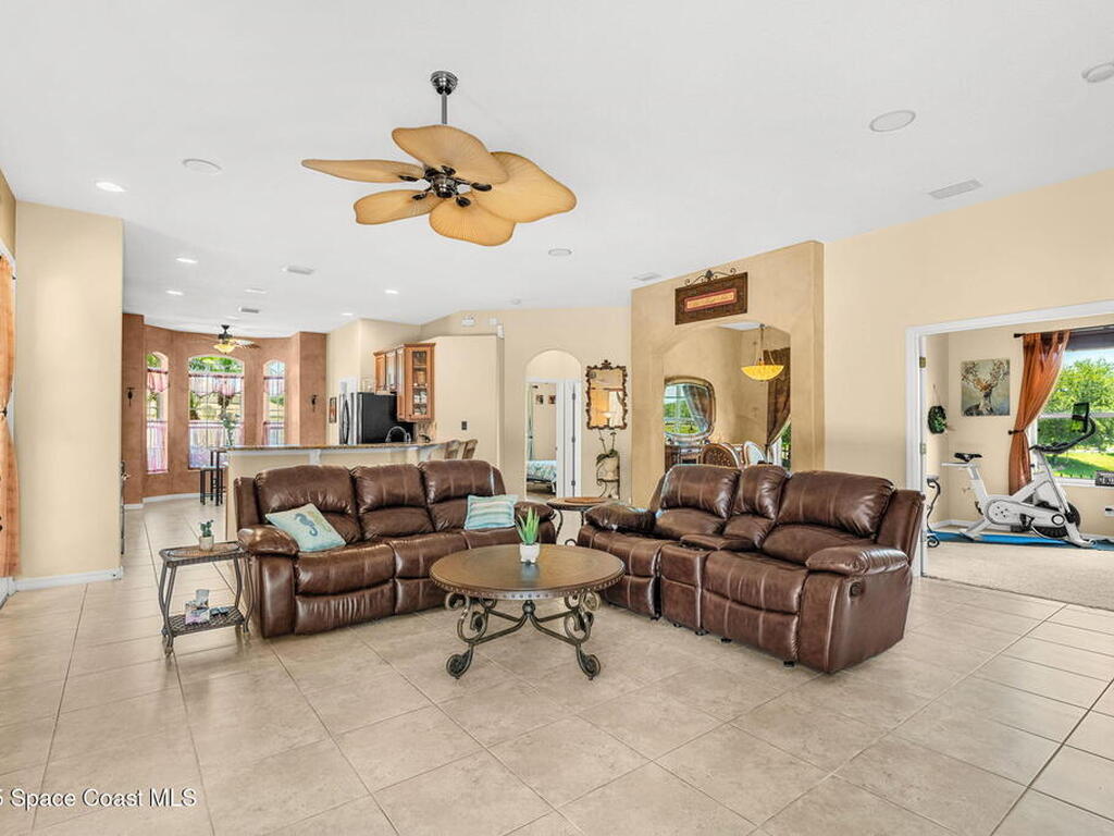 373 Peaceful Place, Melbourne, FL 32904