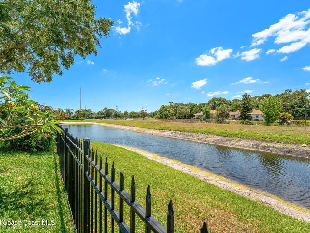 373 Peaceful Place, Melbourne, FL 32904