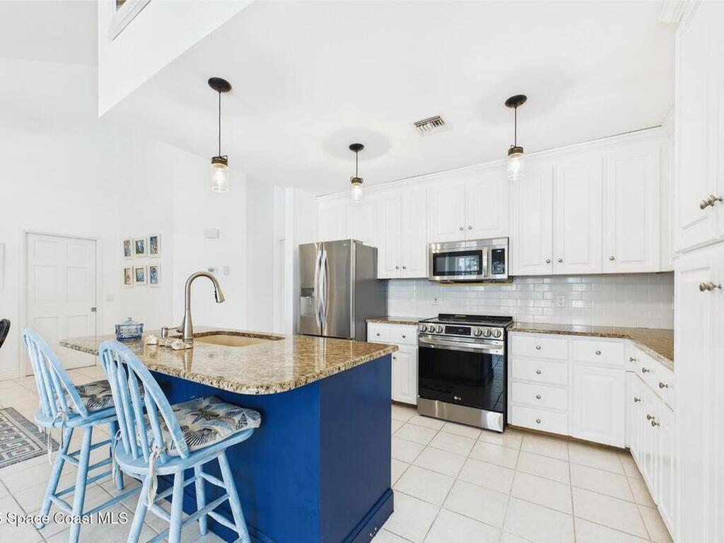 2945 70th Place, Vero Beach, FL 32967