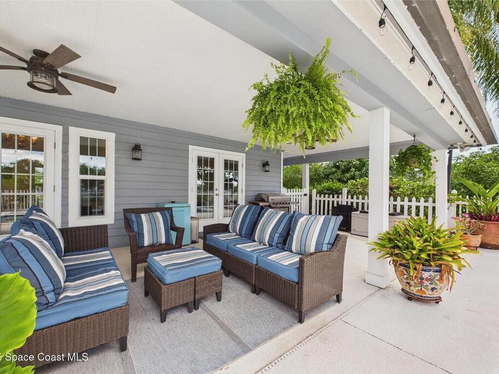 2945 70th Place, Vero Beach, FL 32967