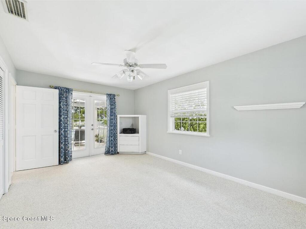 2945 70th Place, Vero Beach, FL 32967