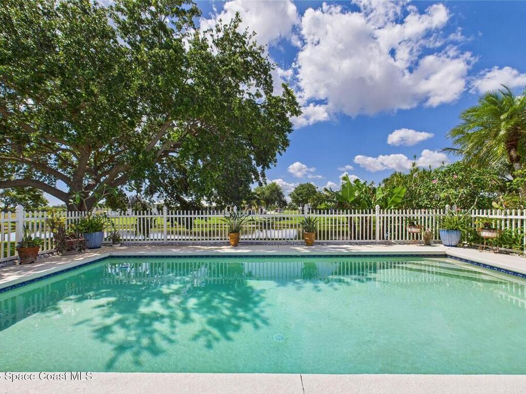 2945 70th Place, Vero Beach, FL 32967