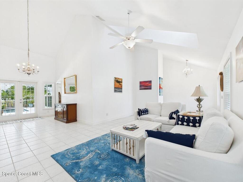 2945 70th Place, Vero Beach, FL 32967