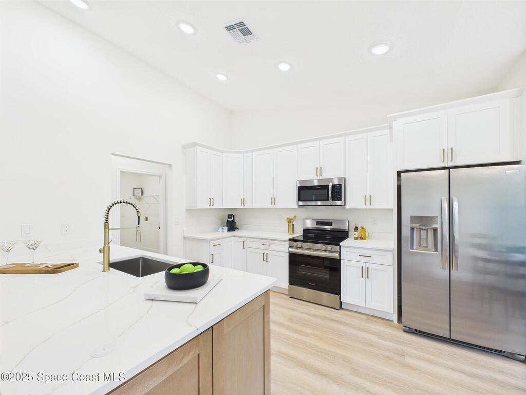 8126 97th Avenue, Vero Beach, FL 32967