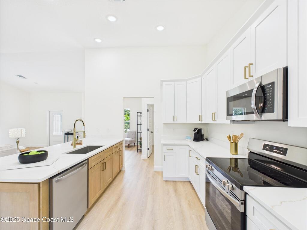 8126 97th Avenue, Vero Beach, FL 32967