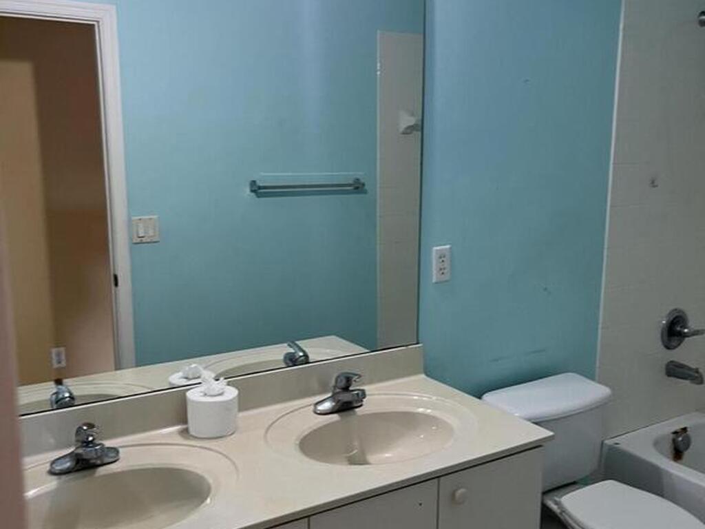 6110 46th Lane, Vero Beach, FL 32967