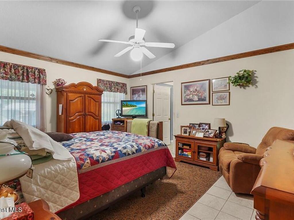 8516 99th Court, Vero Beach, FL 32967