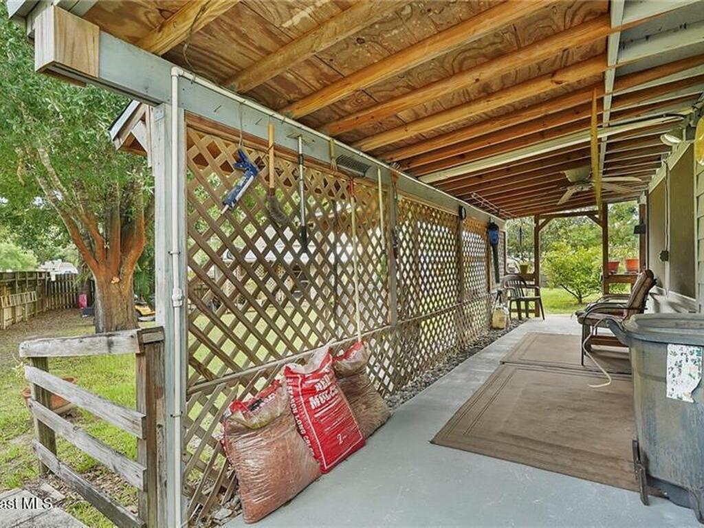 8516 99th Court, Vero Beach, FL 32967