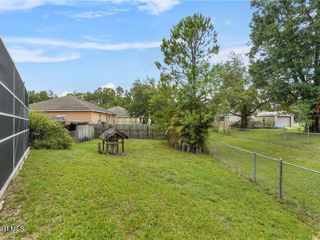 8516 99th Court, Vero Beach, FL 32967