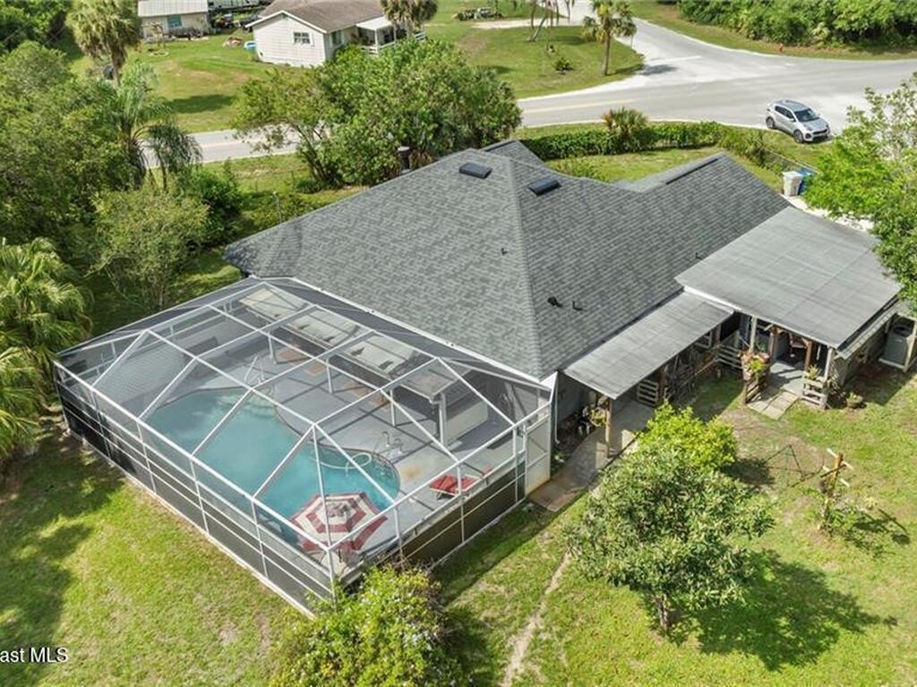 8516 99th Court, Vero Beach, FL 32967