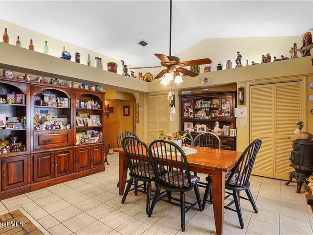8516 99th Court, Vero Beach, FL 32967