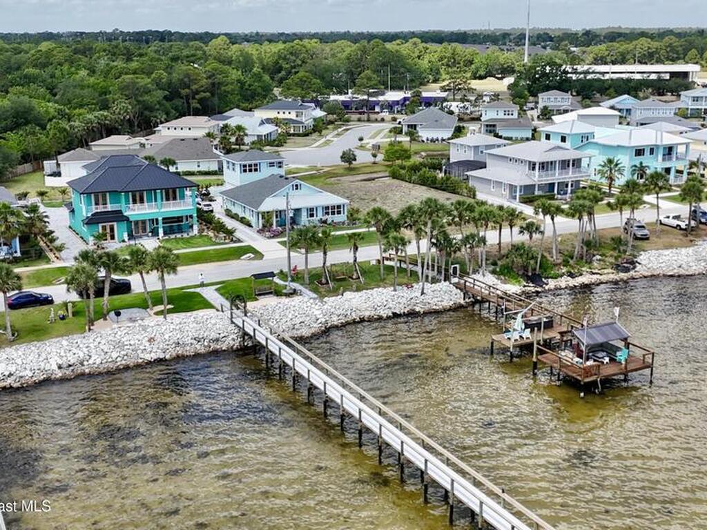 5250 Riveredge Drive, Titusville, FL 32780