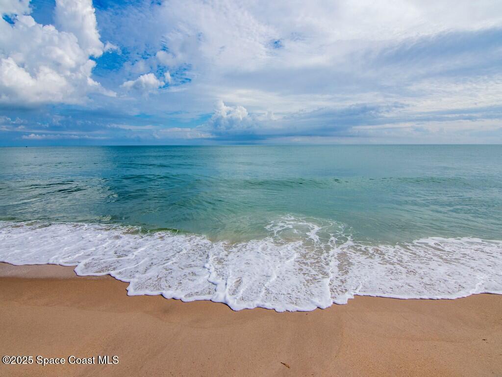 3554 Ocean Drive, Vero Beach, FL 32963