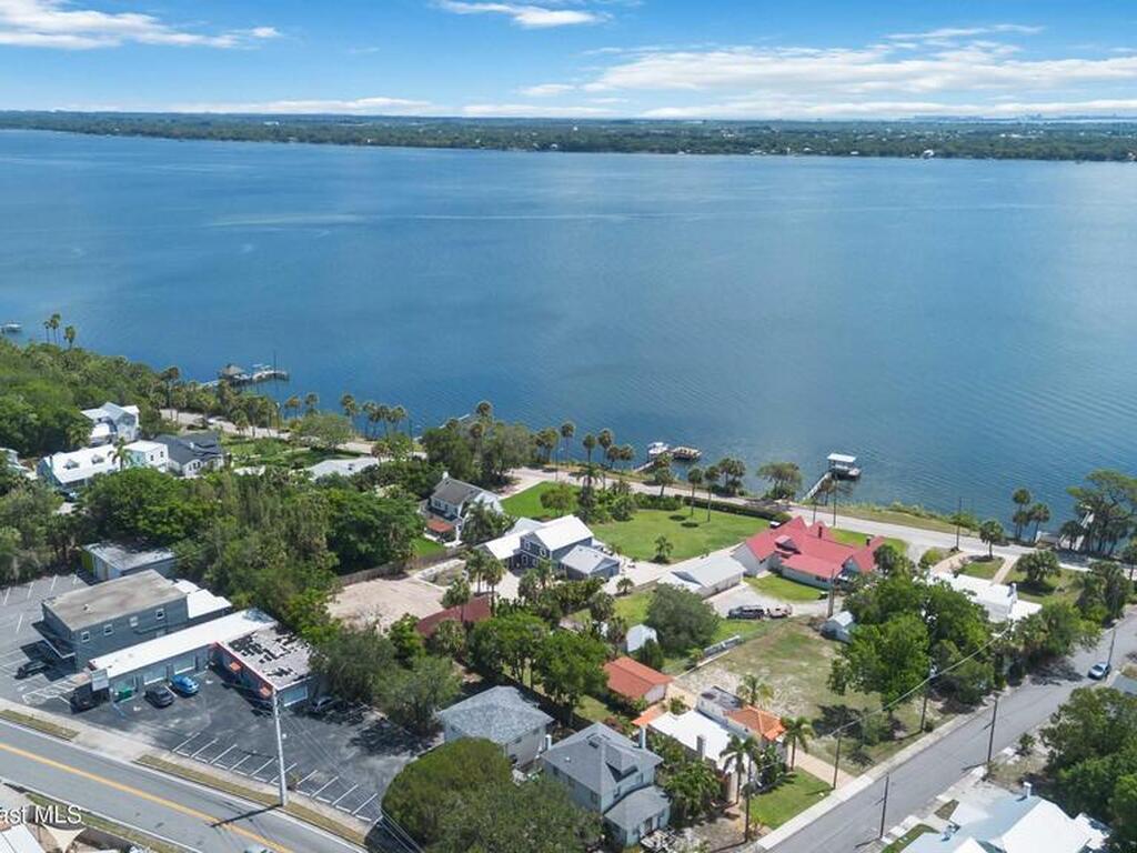 711 Indian River Drive, Cocoa, FL 32922