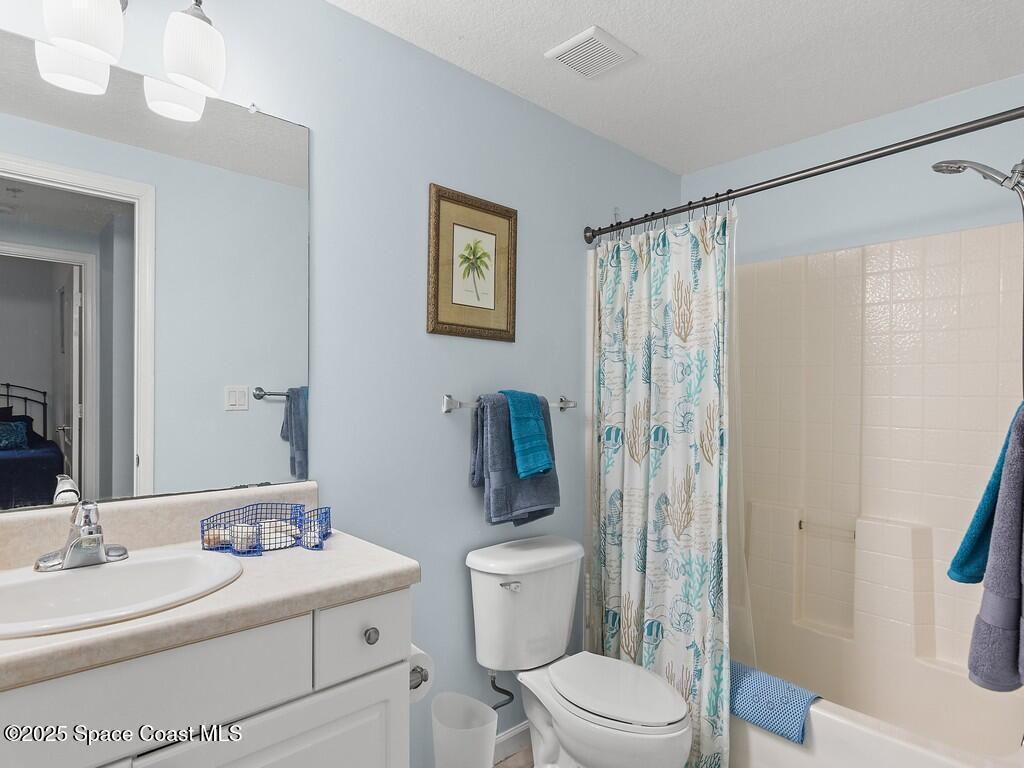 5095 Fairways Circle, Vero Beach, FL 32967