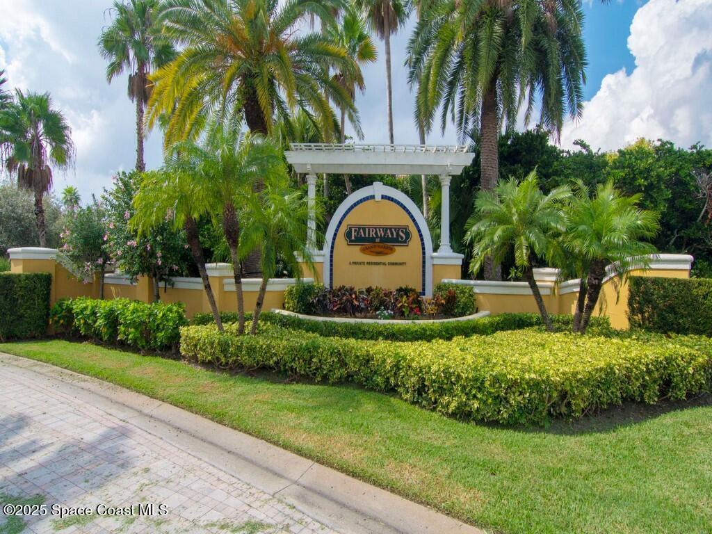 5095 Fairways Circle, Vero Beach, FL 32967