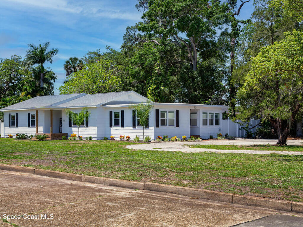 1208 Indian River Avenue, Titusville, FL 32780