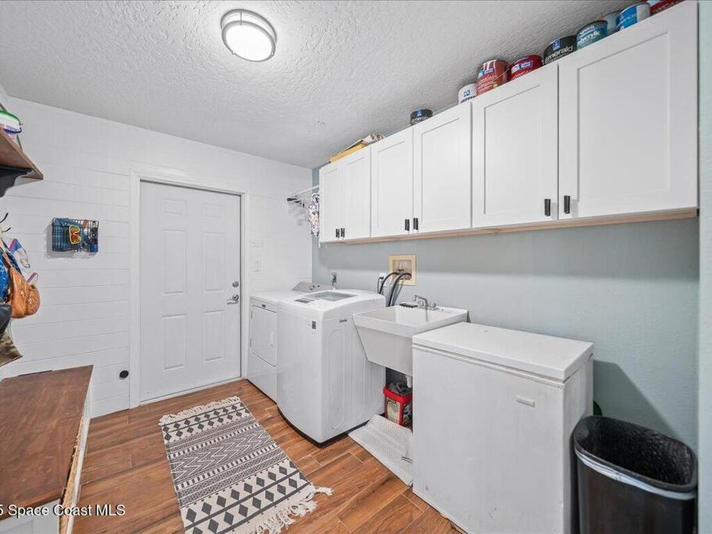 912 Hialeah Street, Rockledge, FL 32955