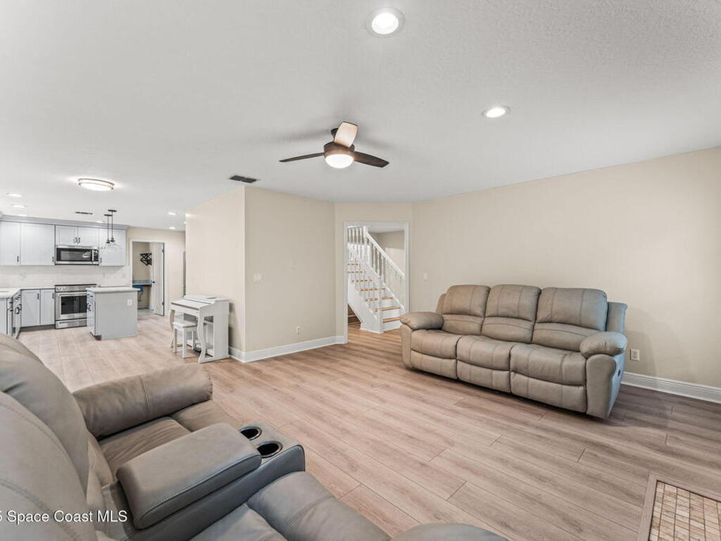 2225 Royal Oaks Drive, Rockledge, FL 32955