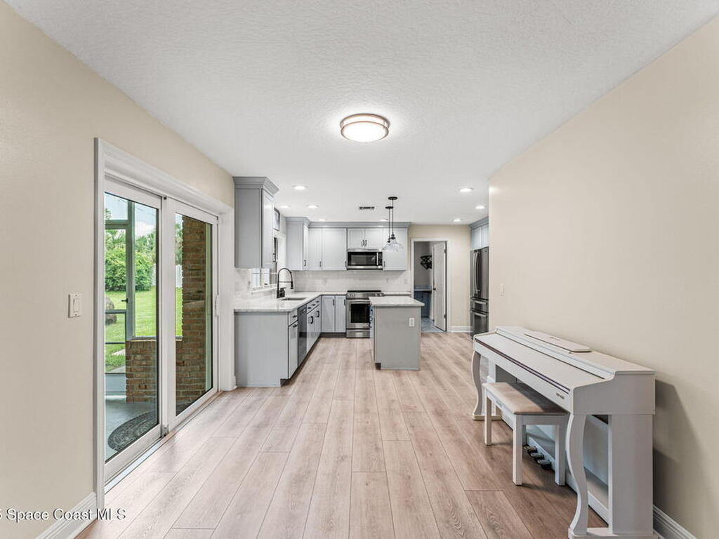 2225 Royal Oaks Drive, Rockledge, FL 32955