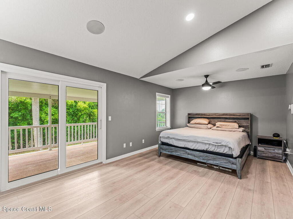 2225 Royal Oaks Drive, Rockledge, FL 32955