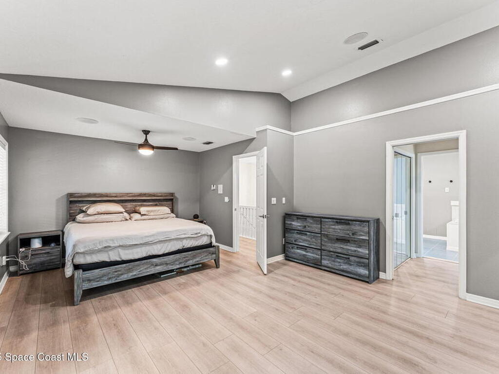 2225 Royal Oaks Drive, Rockledge, FL 32955