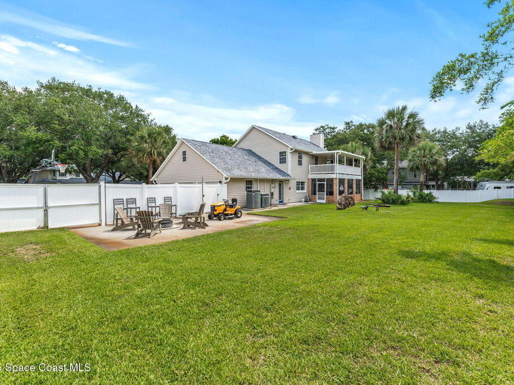 2225 Royal Oaks Drive, Rockledge, FL 32955
