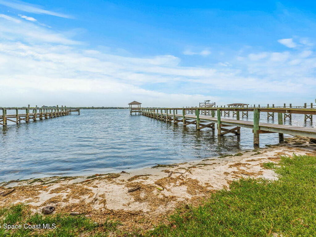 2225 Royal Oaks Drive, Rockledge, FL 32955