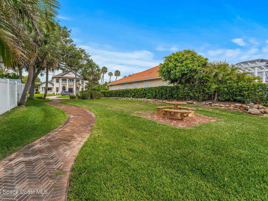 2225 Royal Oaks Drive, Rockledge, FL 32955