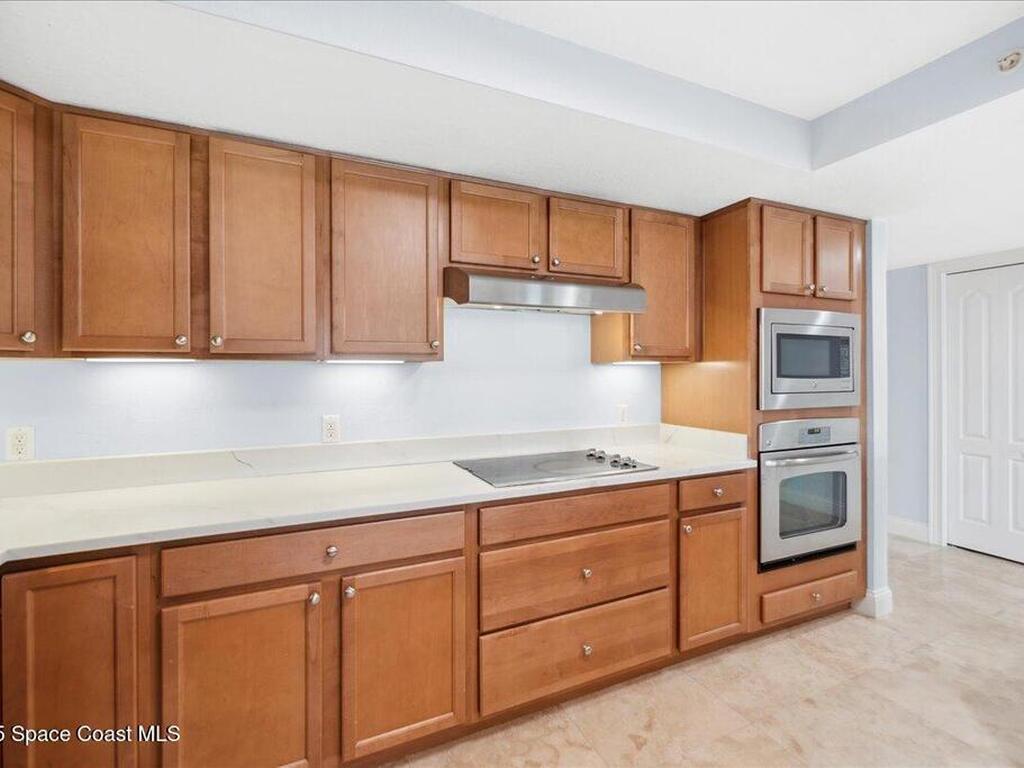 121 Lancha Circle, Indian Harbour Beach, FL 32937